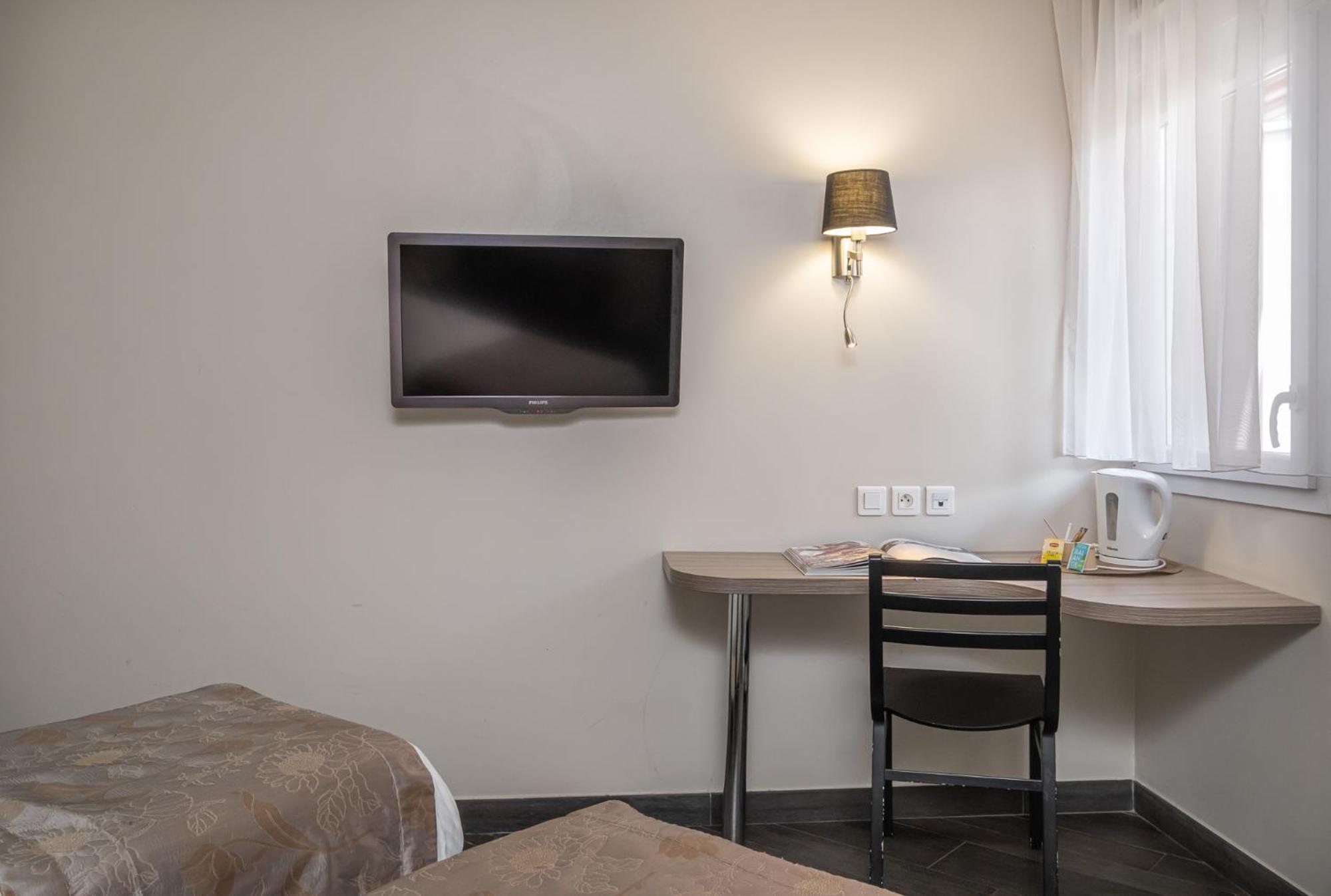 Charme Hotel, Montbeliard Sud מראה חיצוני תמונה
