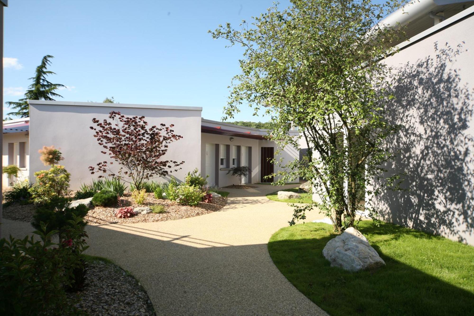 Charme Hotel, Montbeliard Sud מראה חיצוני תמונה