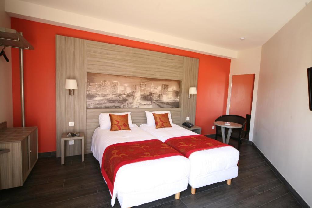 Charme Hotel, Montbeliard Sud חדר תמונה