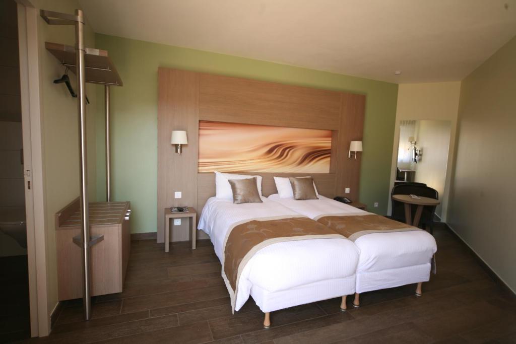 Charme Hotel, Montbeliard Sud מראה חיצוני תמונה